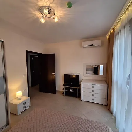 דירה Luxury 2br In Cascadas Oasis *