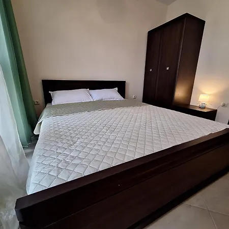 Luxury 2br In Cascadas Oasis דירה *