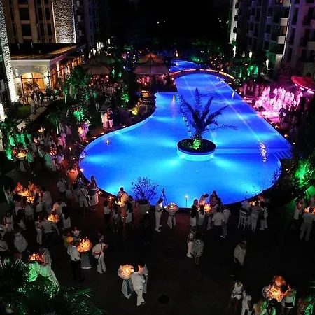דירה Luxury 2br In Cascadas Oasis *